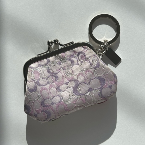 Coach Embroidered flower kisslock coin purse - Picture 3 of 8